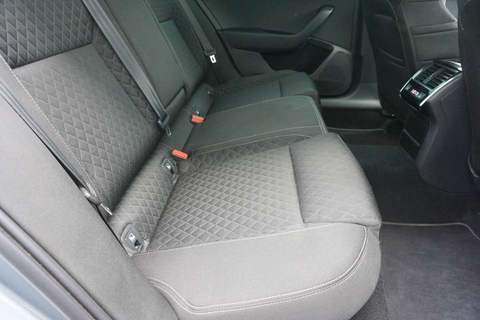 Skoda Superb - Imagem 10