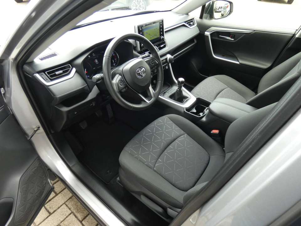 Toyota RAV 4 - Imagem 8