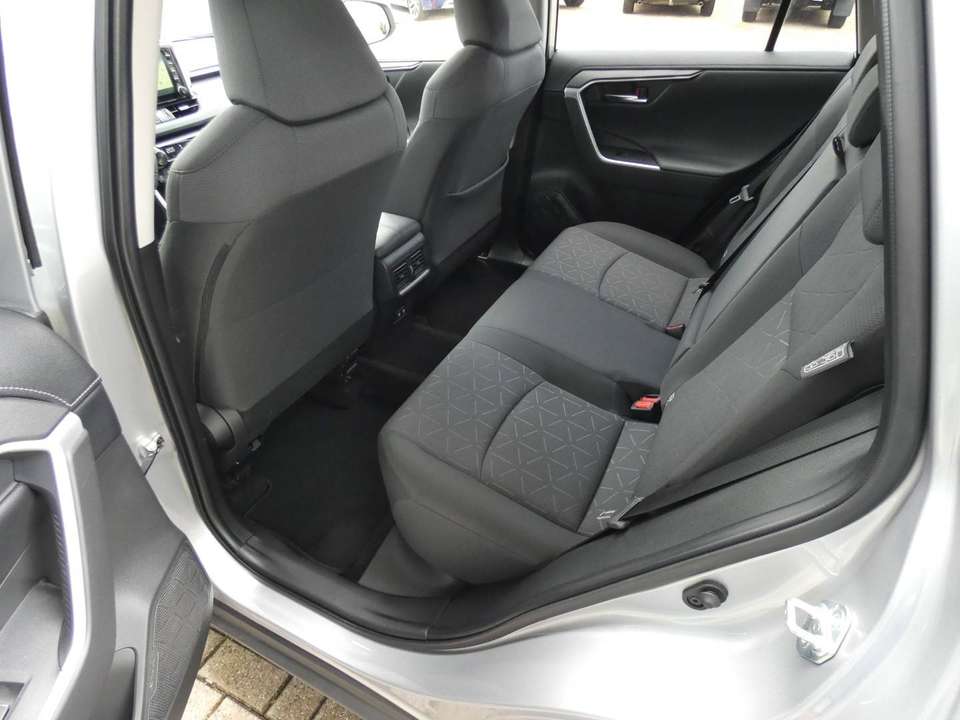 Toyota RAV 4 - Imagem 9