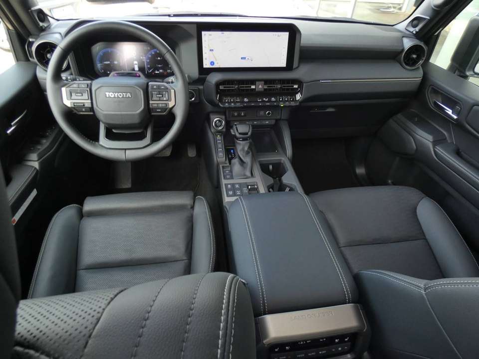 Toyota Land Cruiser - Imagem 15