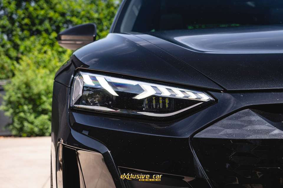 Car picture 11