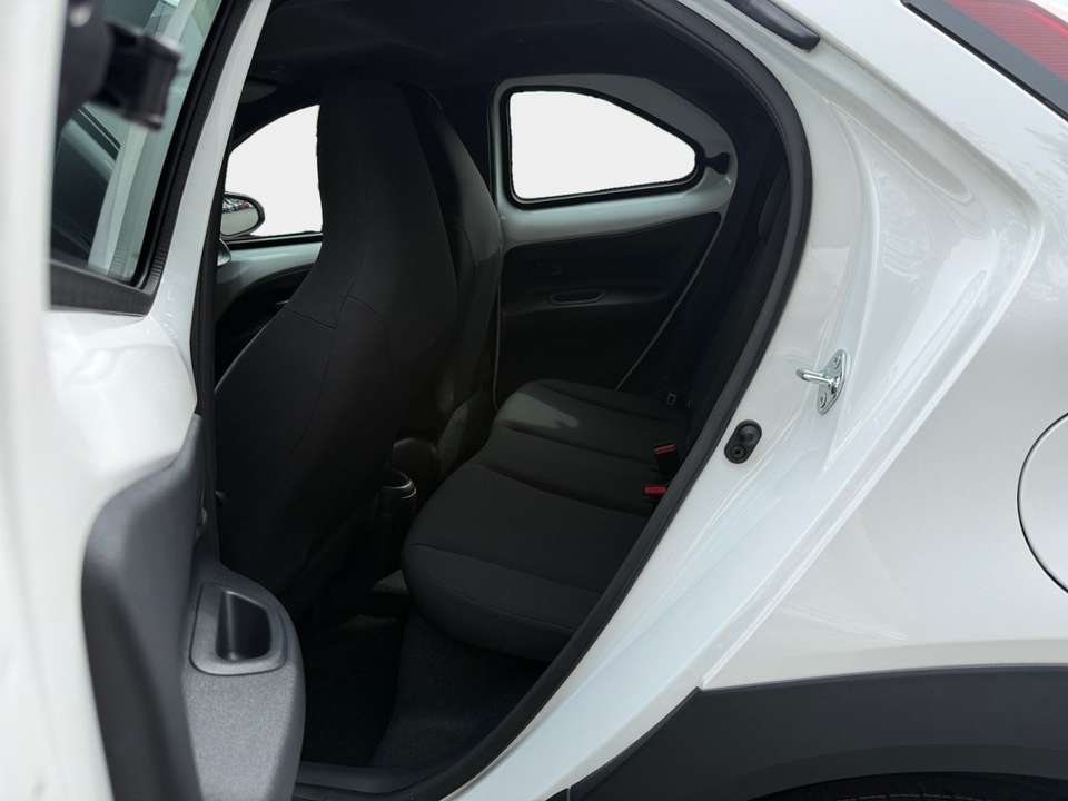 Toyota Aygo X - Imagem 10