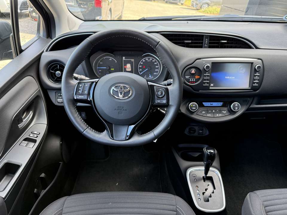 Toyota Yaris - Imagem 7