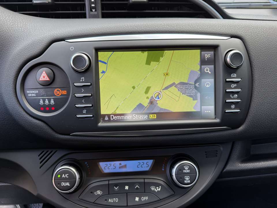Toyota Yaris - Imagem 8
