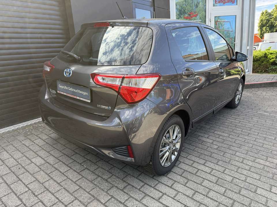 Toyota Yaris - Imagem 11
