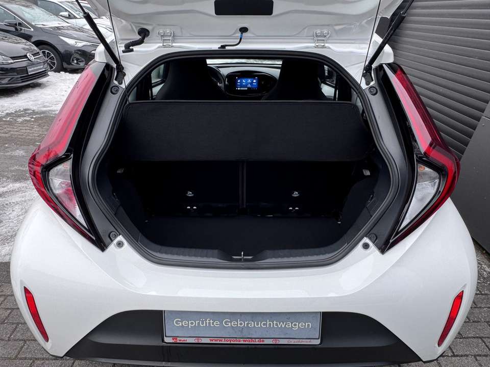 Toyota Aygo X - Imagem 5