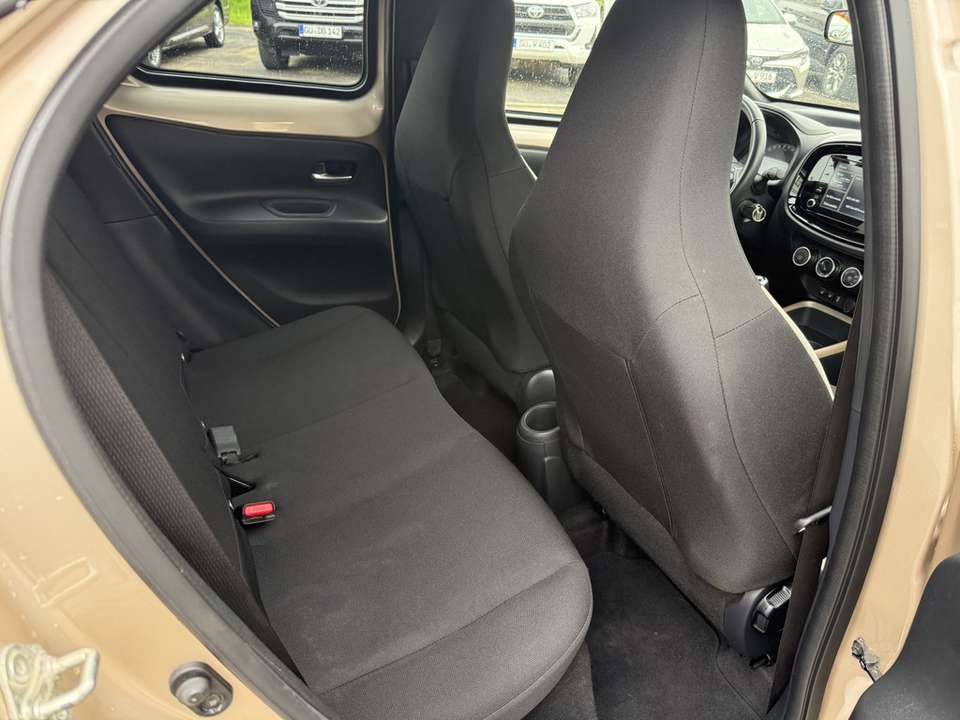 Toyota Aygo X - Imagem 8