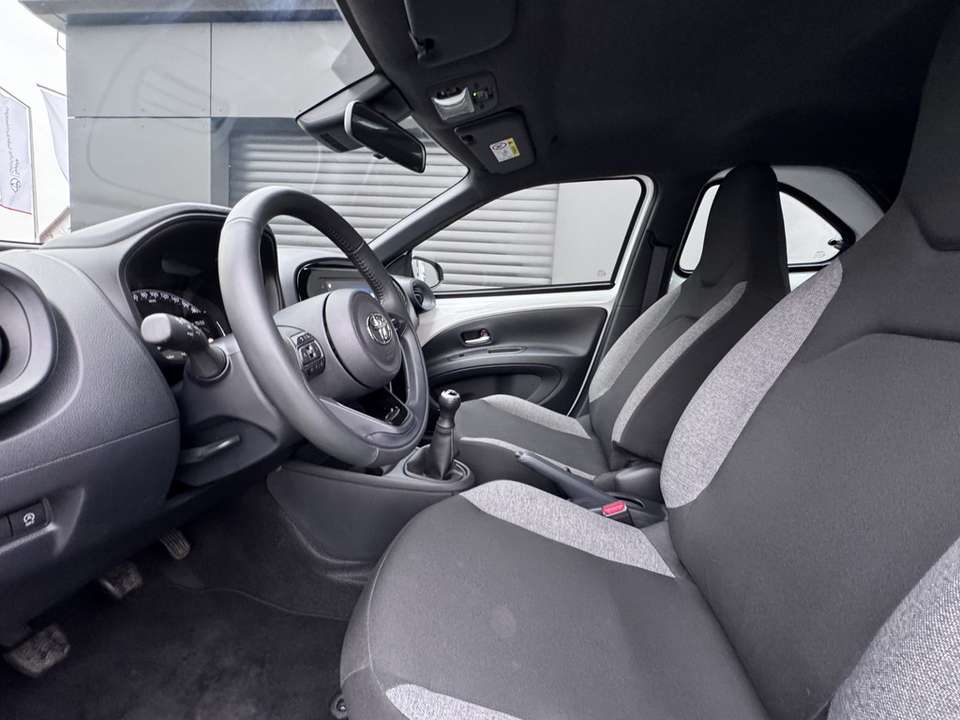 Toyota Aygo X - Imagem 11