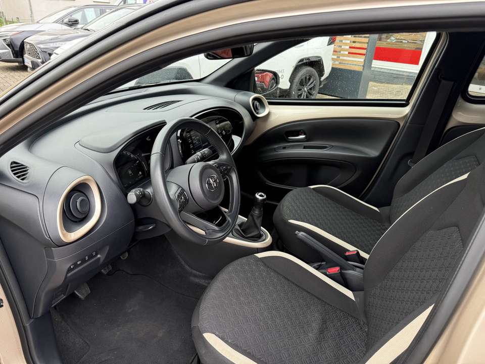 Toyota Aygo X - Imagem 15