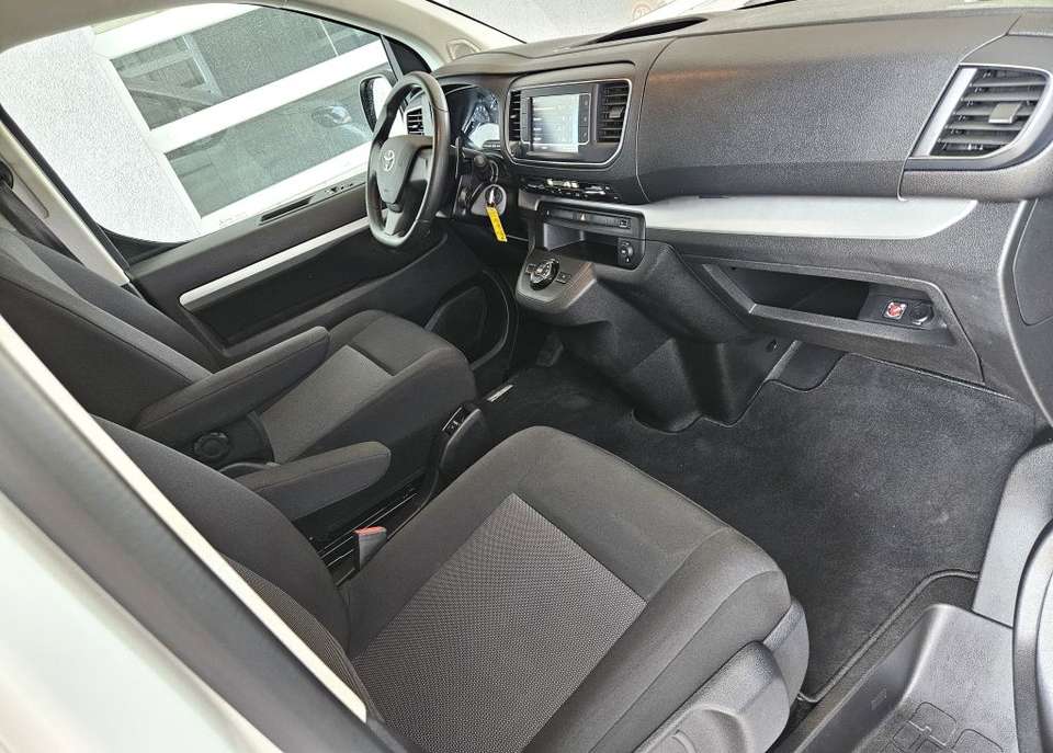 Toyota Proace - Imagem 9