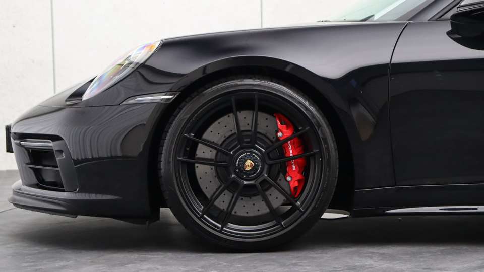 Porsche 992 - Imagem 6