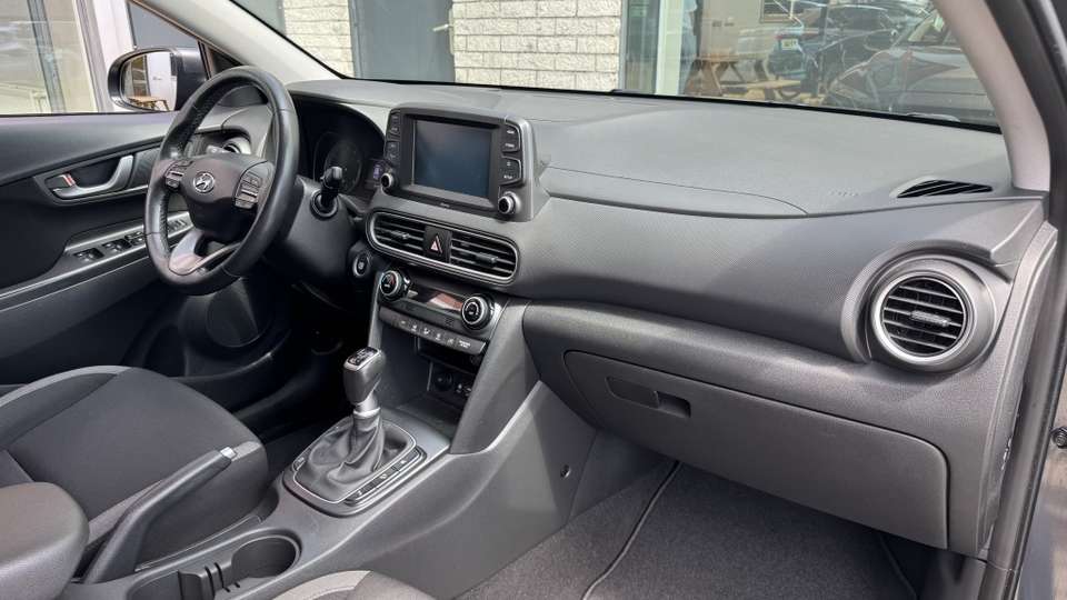 Hyundai KONA - Imagem 12