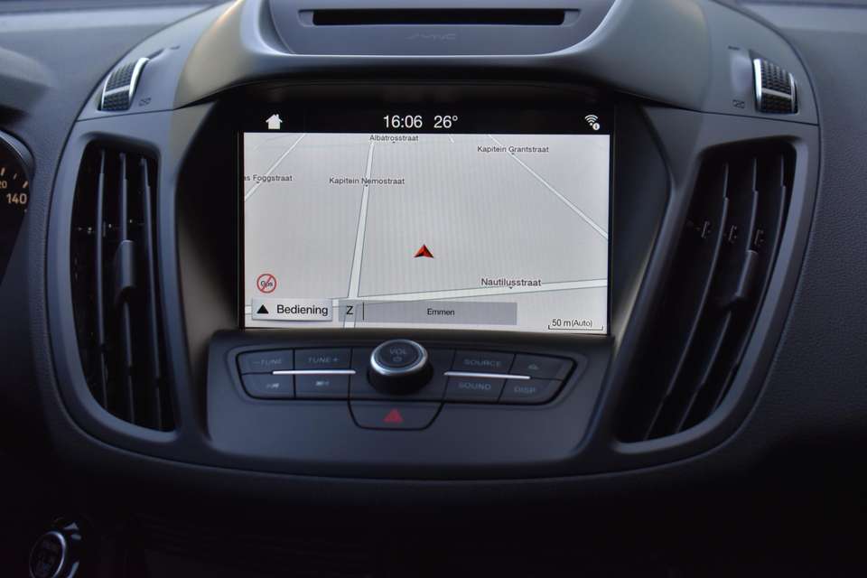 Ford Kuga - Imagem 8