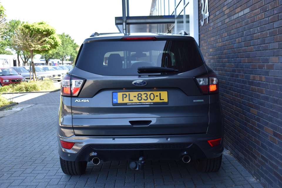 Ford Kuga - Imagem 18