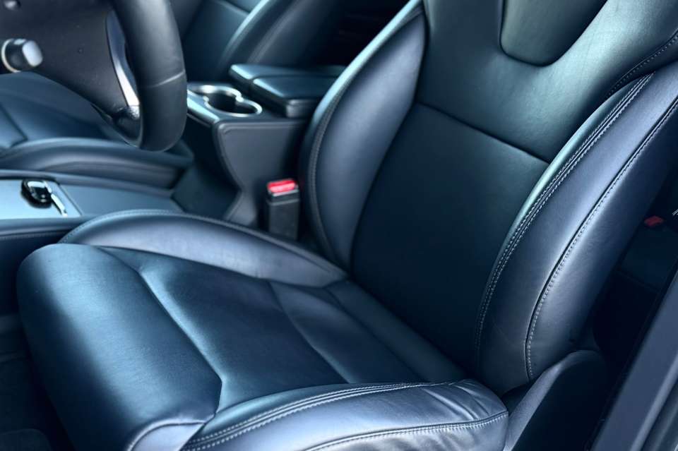 Tesla Model X - Imagem 15