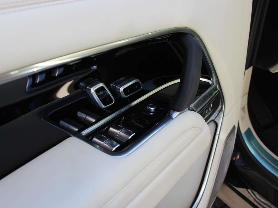 Land Rover Range Rover - Imagem 11