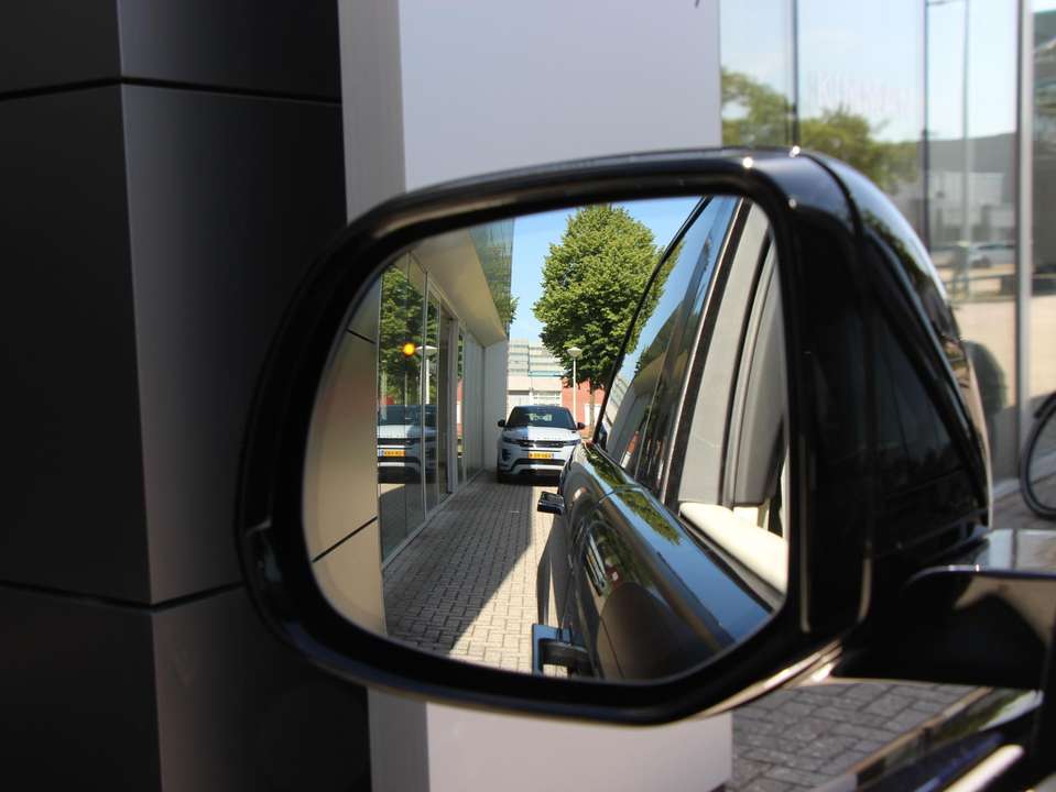 Land Rover Range Rover - Imagem 15