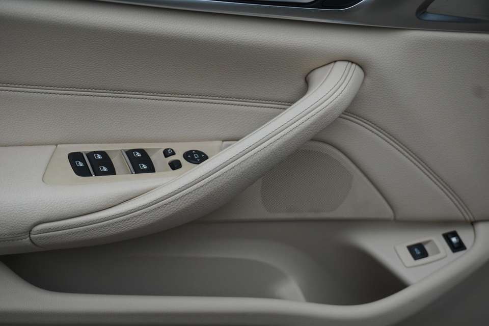 BMW 530 - Imagem 20