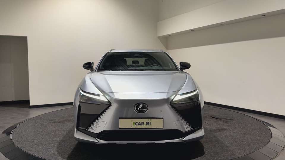 Lexus RZ - Imagem 8