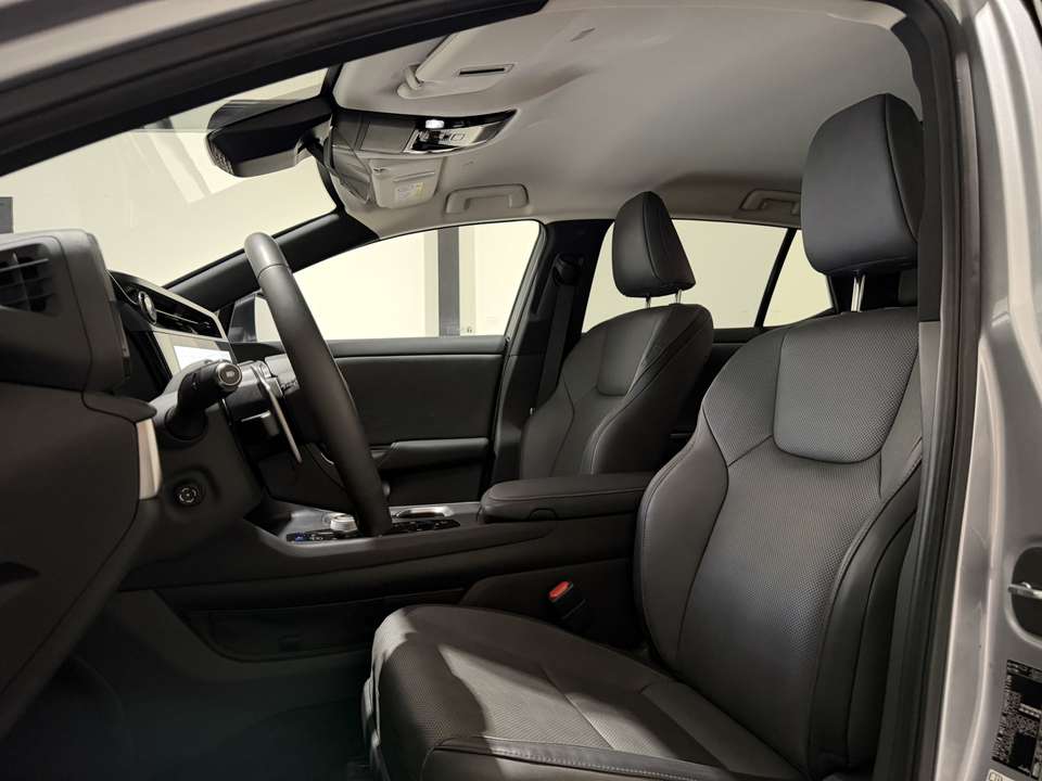 Lexus RZ - Imagem 14