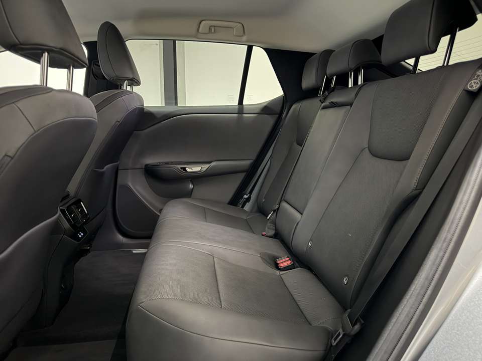 Lexus RZ - Imagem 17