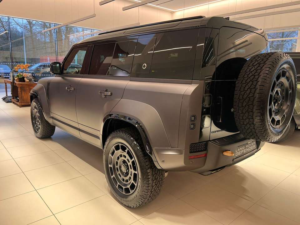 Land Rover Defender - Imagem 3