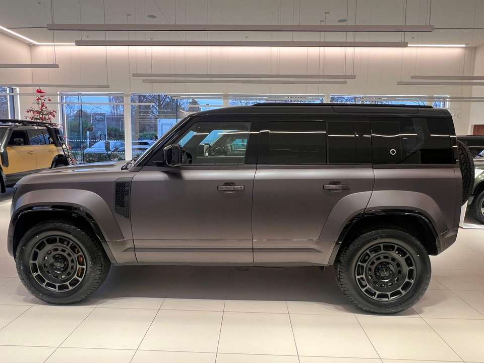 Land Rover Defender - Imagem 6