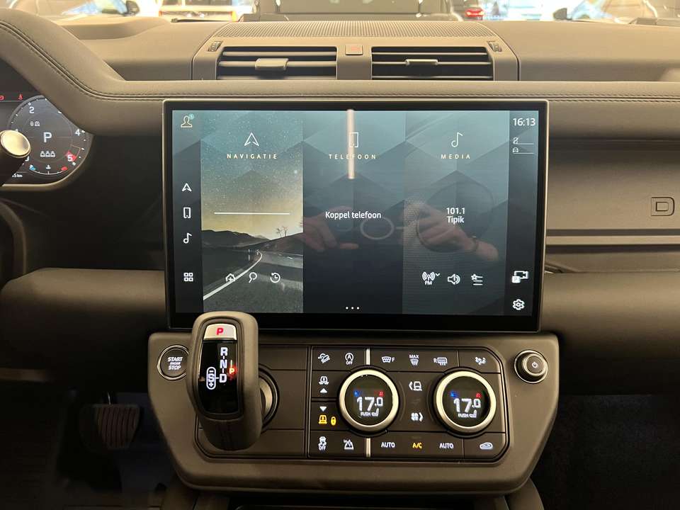 Land Rover Defender - Imagem 12