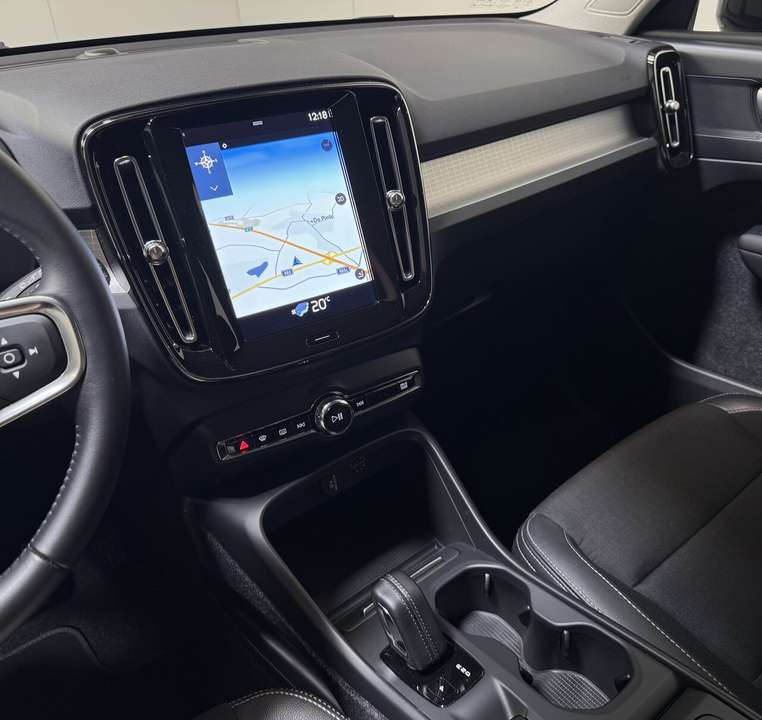 Volvo XC40 - Imagem 12