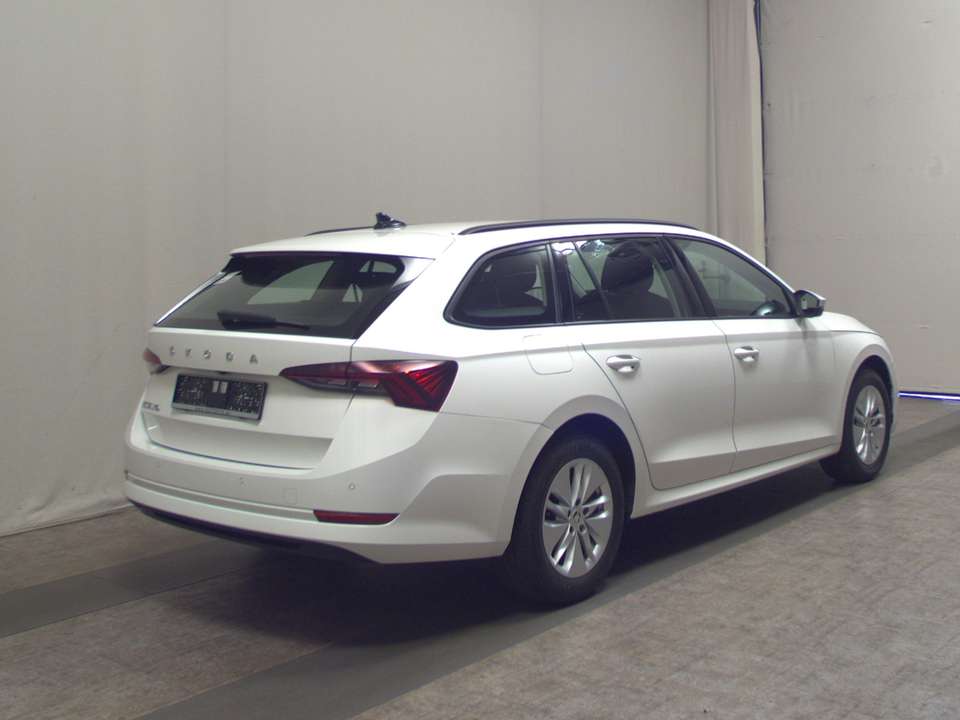 Skoda Octavia - Imagem 4