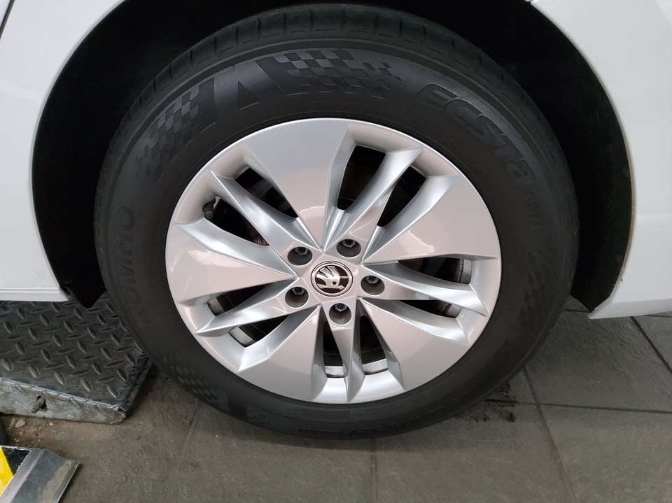 Skoda Octavia - Imagem 10
