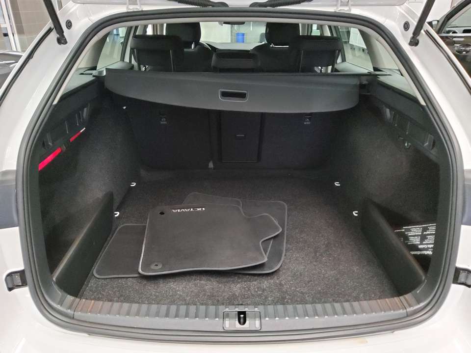Skoda Octavia - Imagem 11