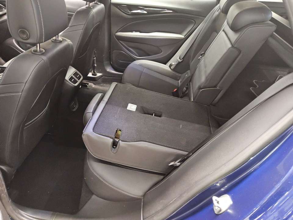 Opel Insignia - Imagem 12