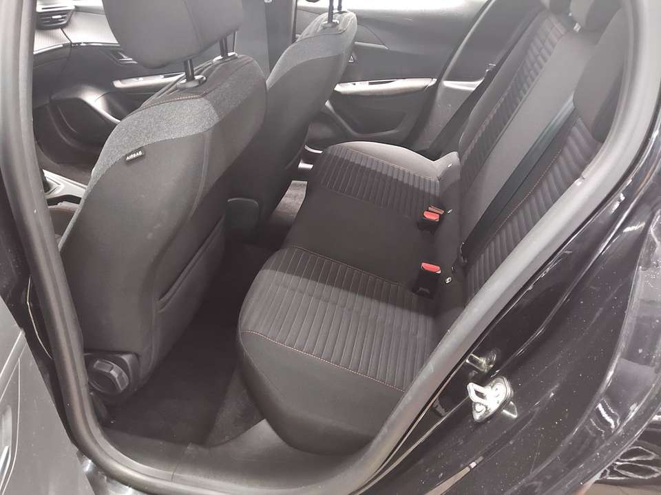 Peugeot 208 - Imagem 12