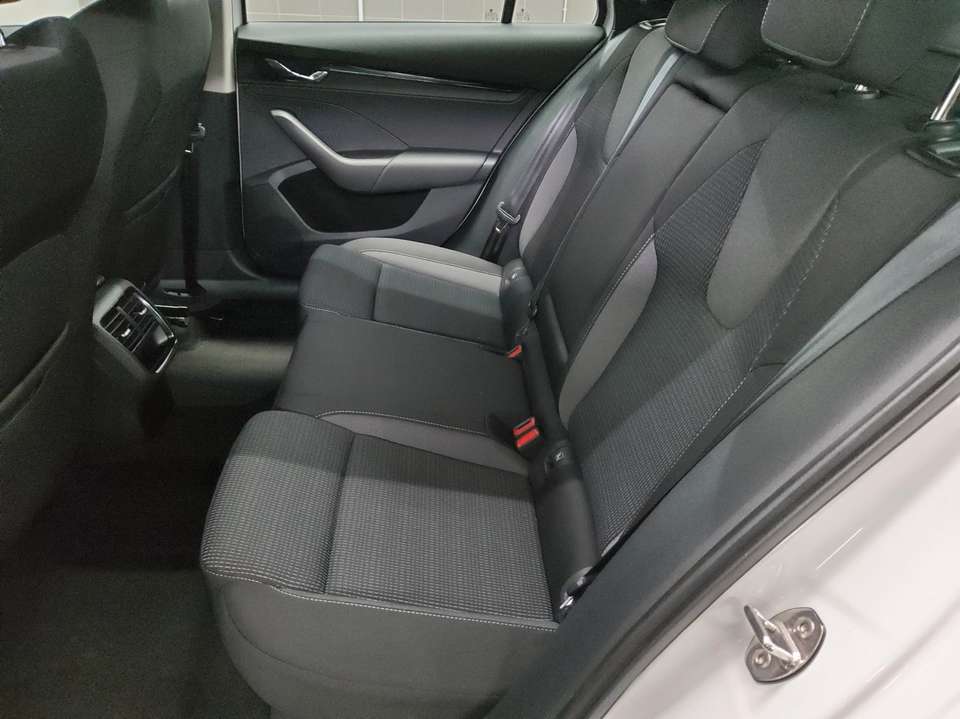 Skoda Octavia - Imagem 13