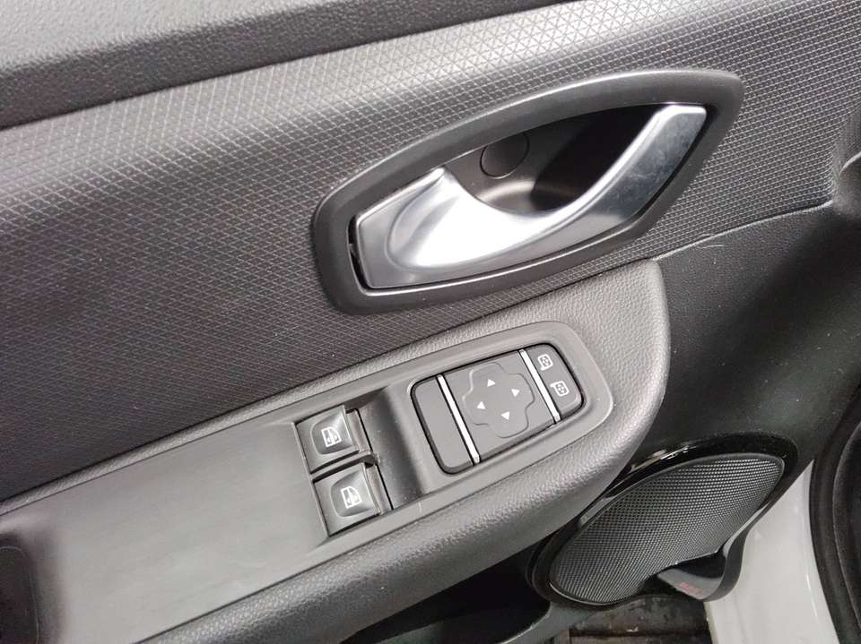Renault Clio - Imagem 9