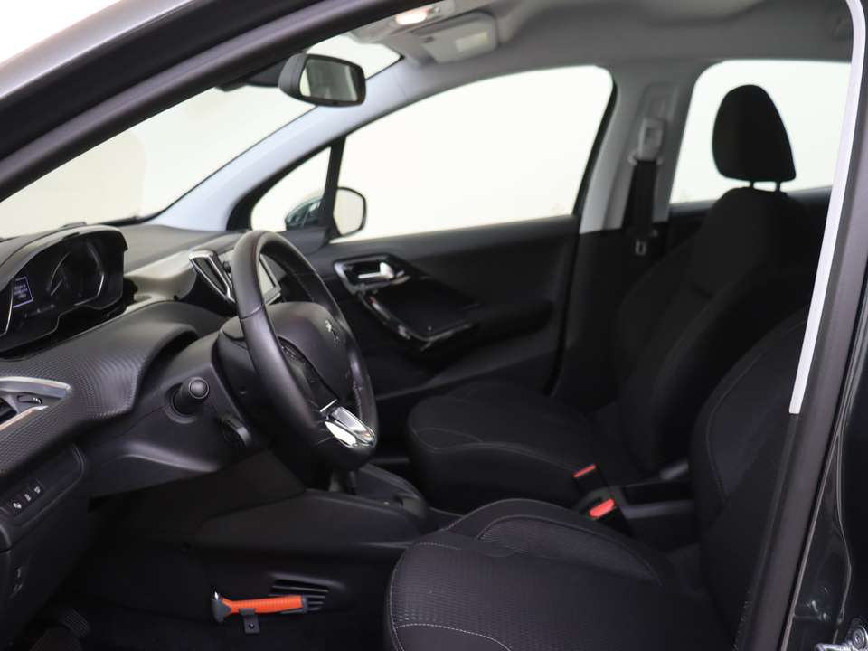 Peugeot 208 - Imagem 10