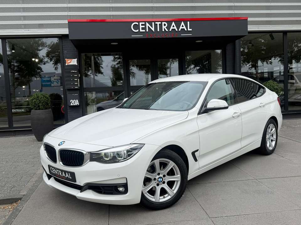 BMW 320 - Imagem 1