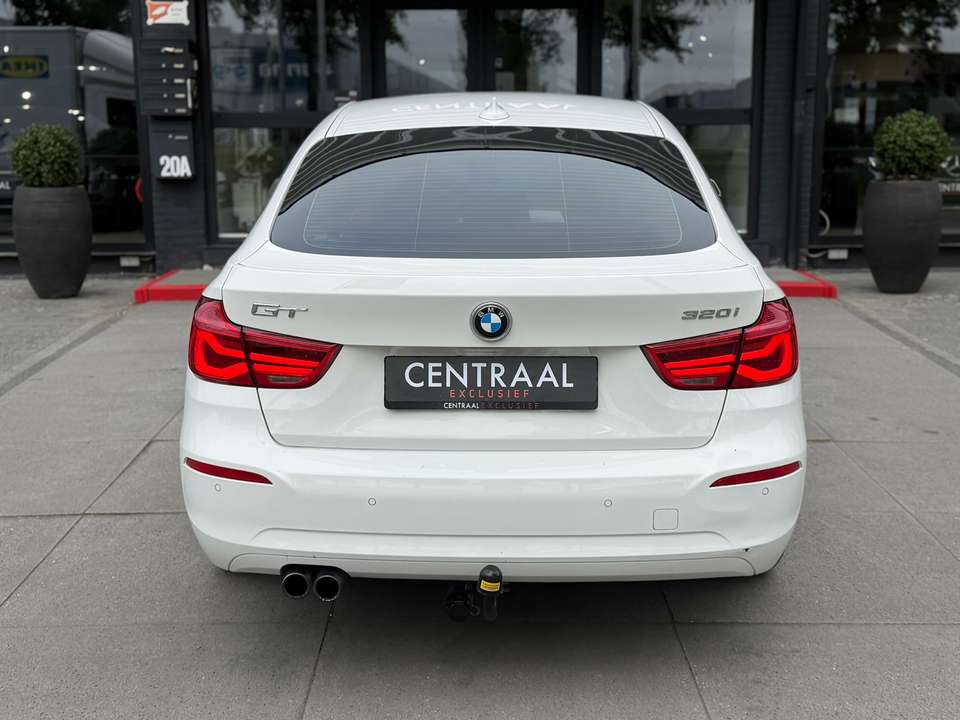 BMW 320 - Imagem 5