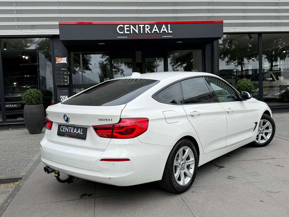 BMW 320 - Imagem 6