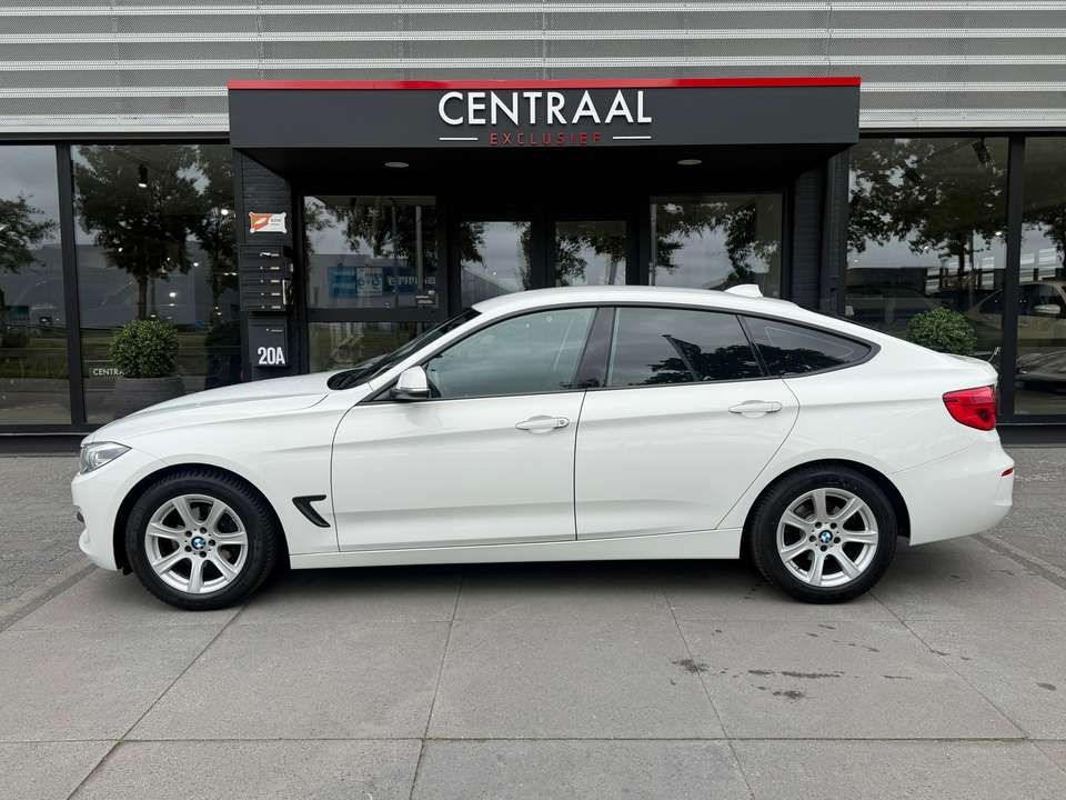 BMW 320 - Imagem 12