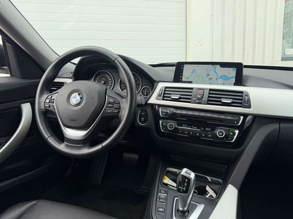 BMW 320 - Imagem 18
