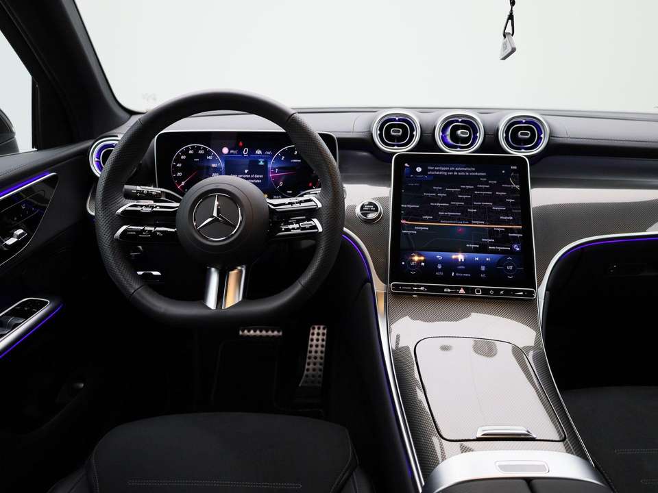 Mercedes-Benz GLC 300 - Imagem 7