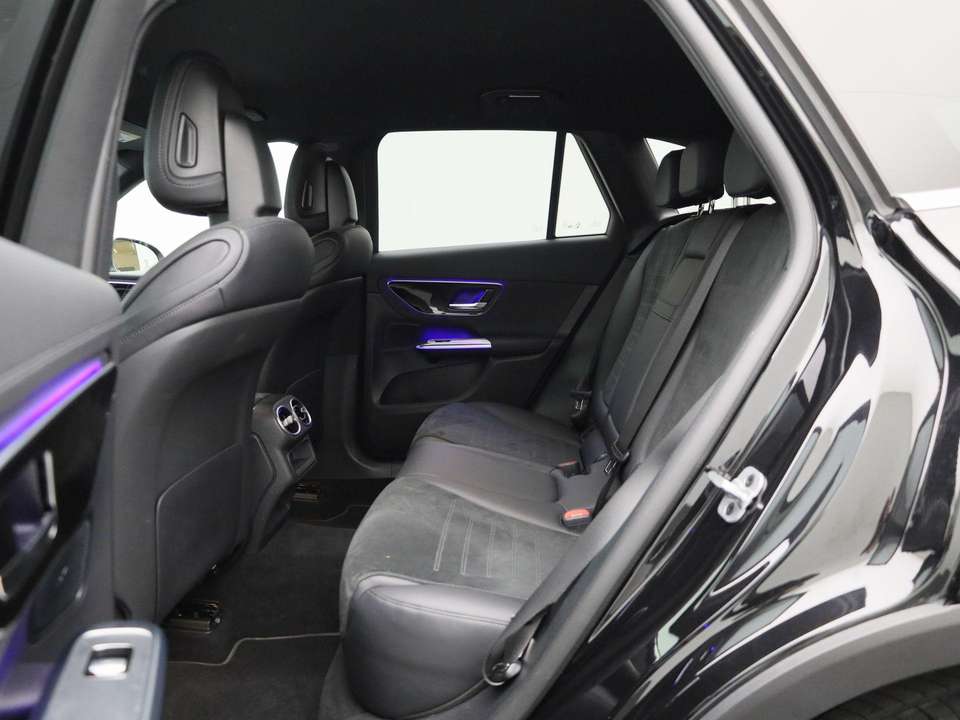 Mercedes-Benz GLC 300 - Imagem 11