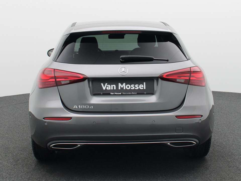 Mercedes-Benz A 180 - Imagem 5