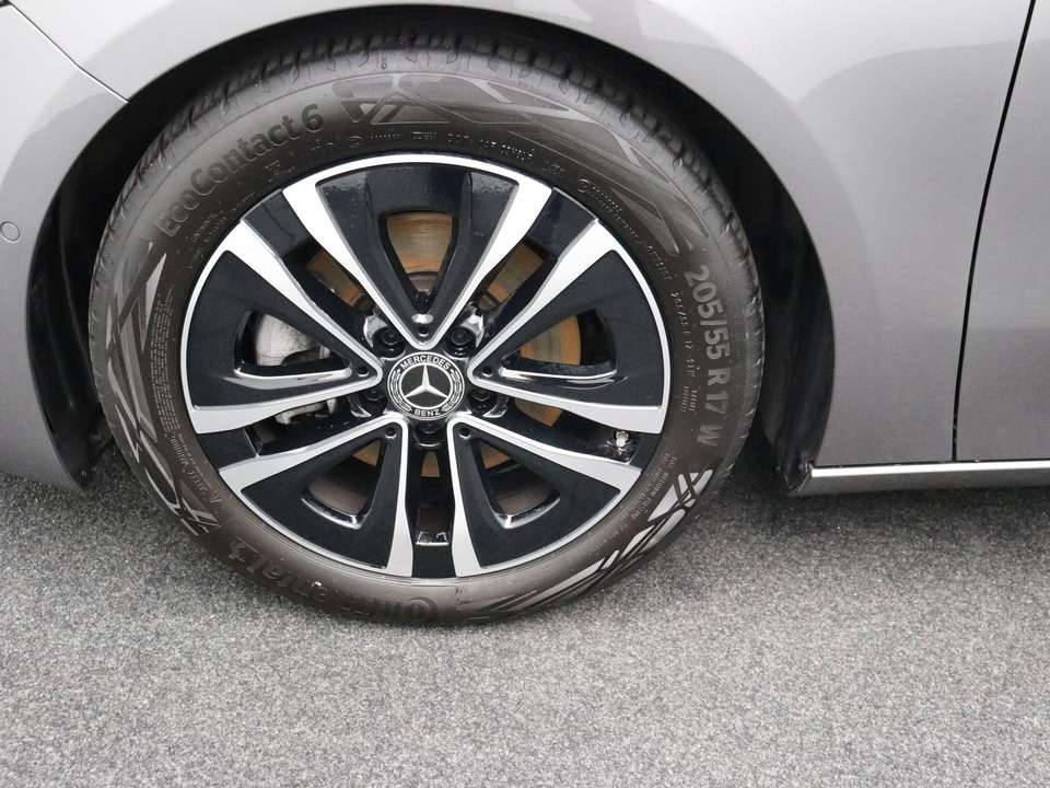 Mercedes-Benz A 180 - Imagem 7