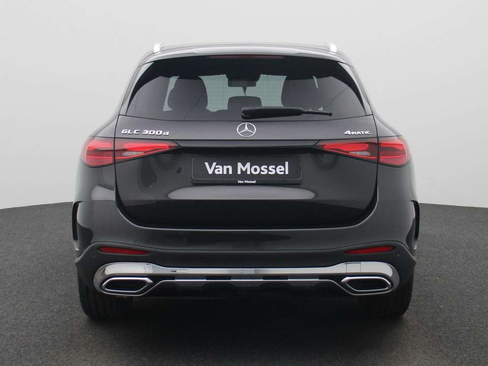 Mercedes-Benz GLC 300 - Imagem 5