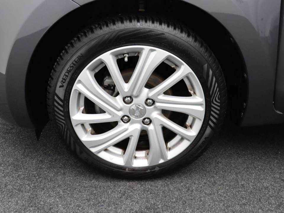 Suzuki Swift - Imagem 8