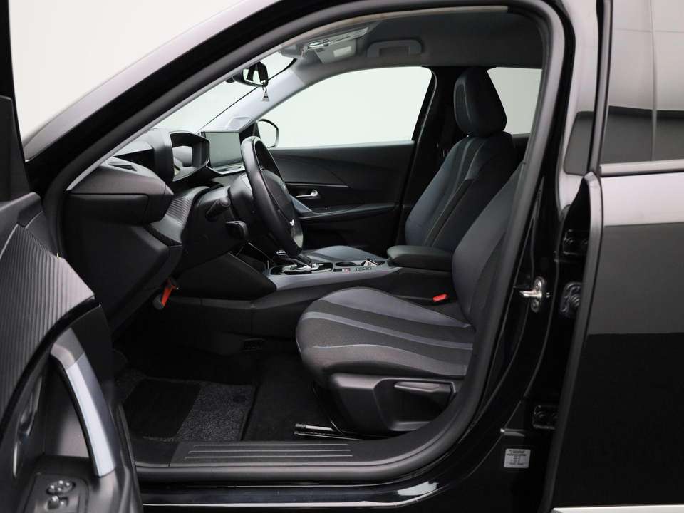 Peugeot e-2008 - Imagem 11