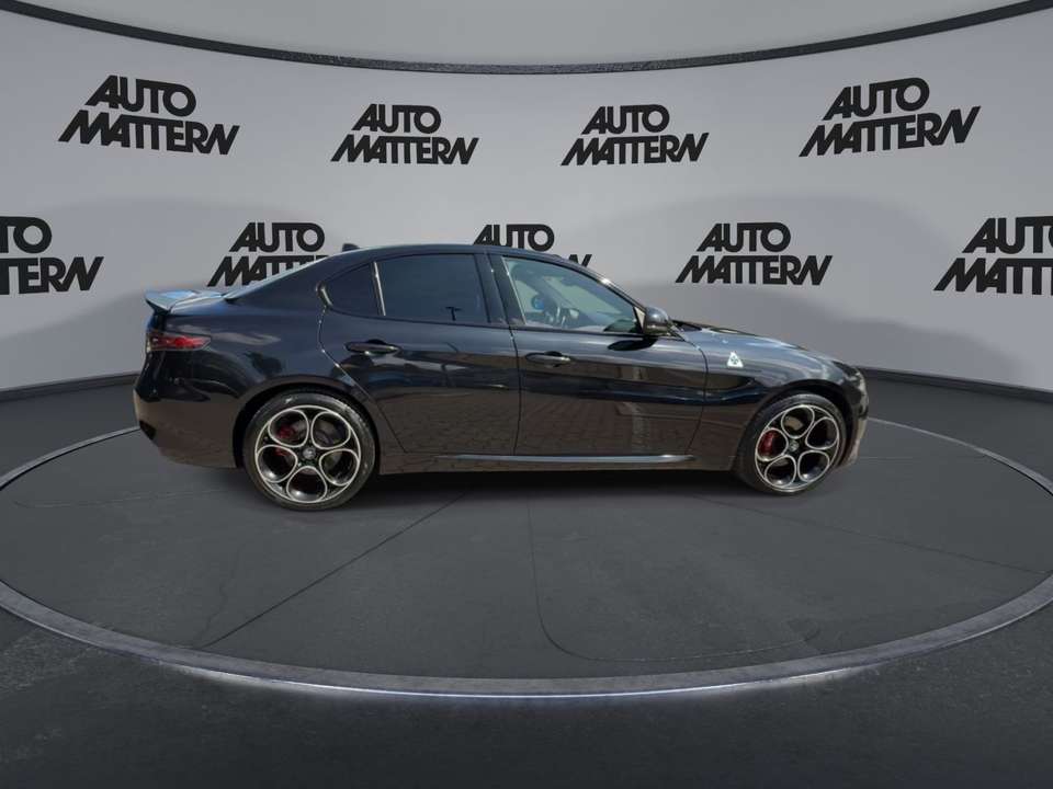 Alfa Romeo Giulia - Imagem 9